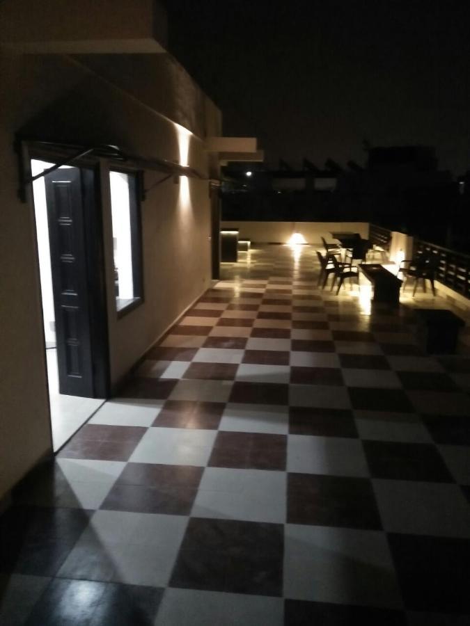 Metro Inn Pgグルガウン エクステリア 写真